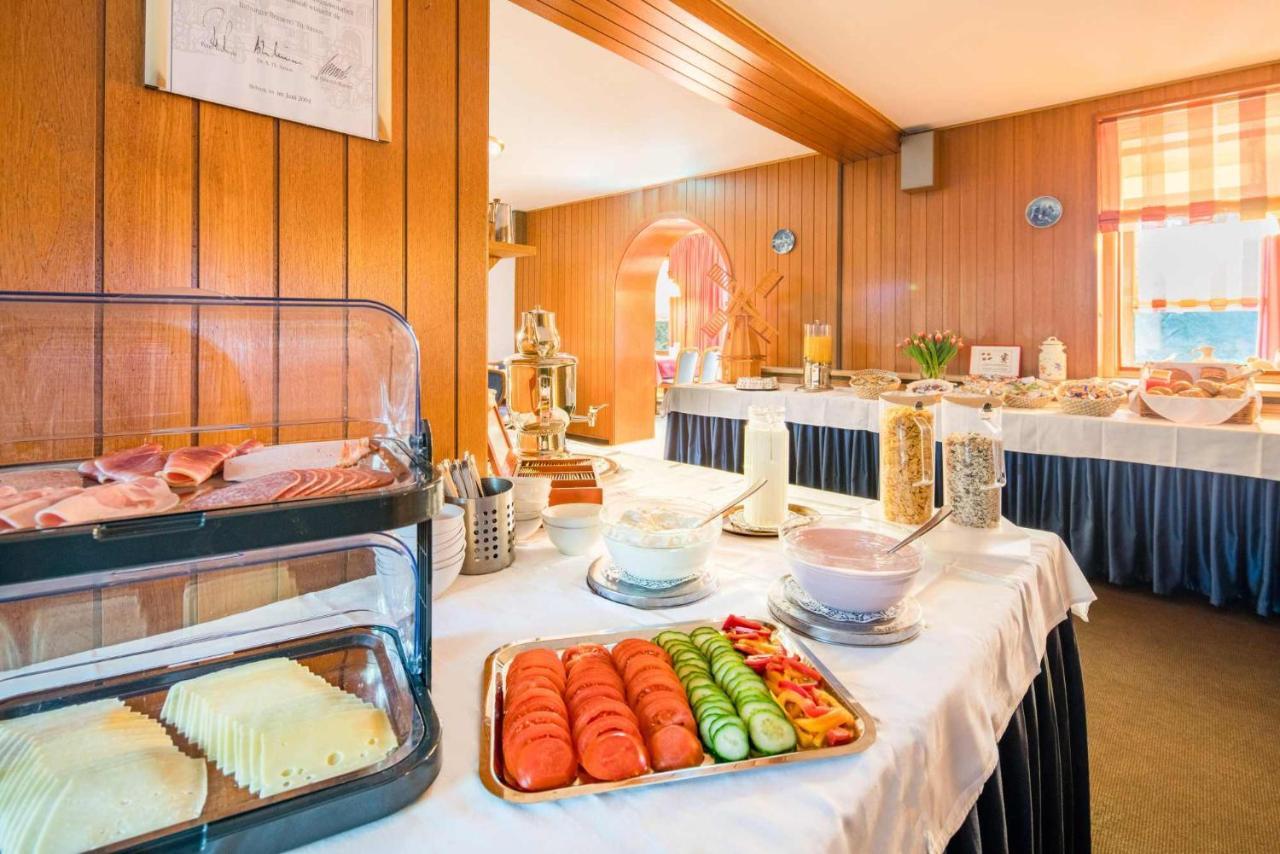 Pension Haus Anny Deudesfeld Buitenkant foto